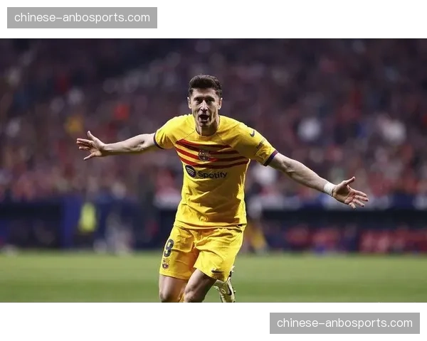 莱万年龄状态成巴萨变数 拉什福德轮换价值受关注 莱万年龄状态成巴萨变数 拉什福德轮换价值受关注